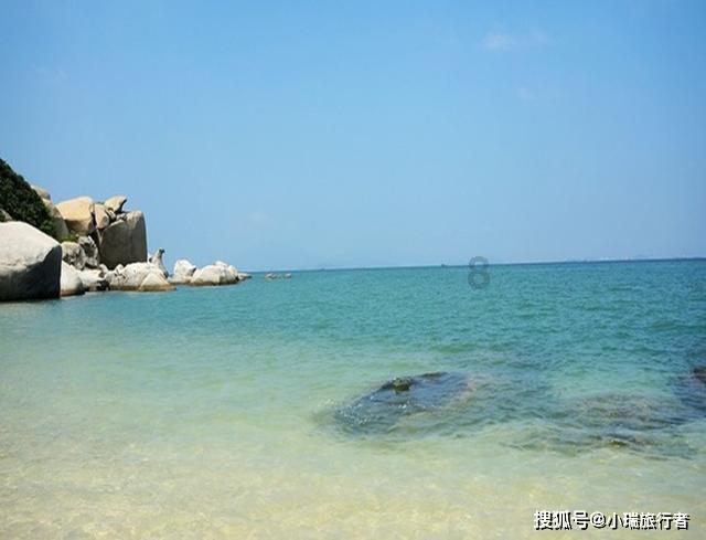 逃离废墟镇