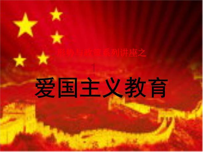 探索知识星球平台,白色露肩T恤搭配格子百褶裙,青春靓丽的美丽搭配,你觉得怎么样?为您呈现多维度知识分享