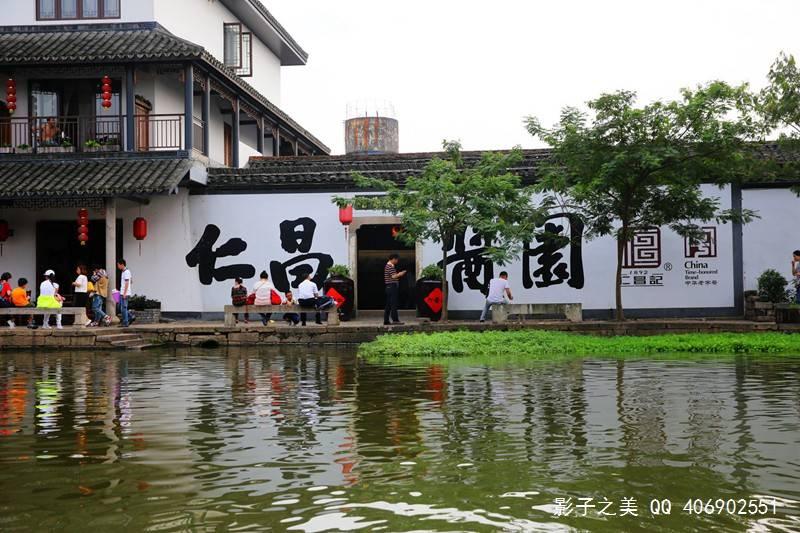 谁左右AI PC的未来？