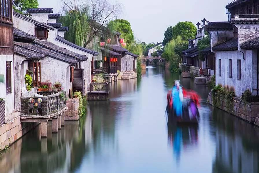逃出上锁的现代房间3