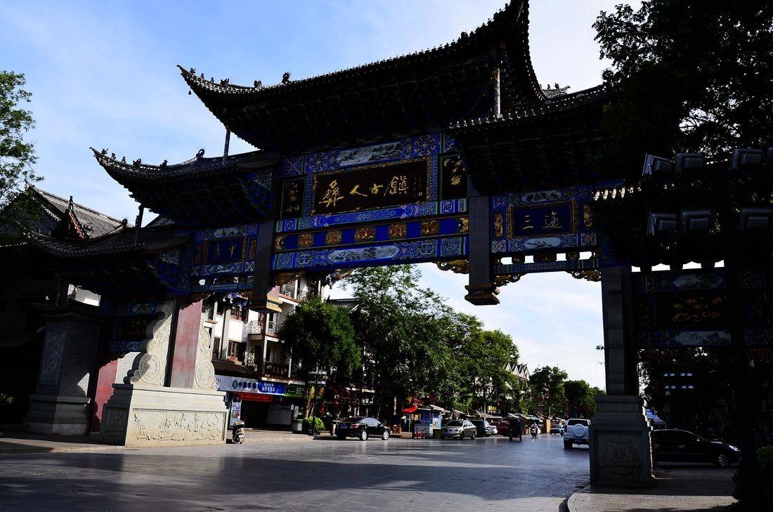 詹俊：亚洲无弱旅日韩要算分！枪手角球中怀特角色和蒋光太差不多